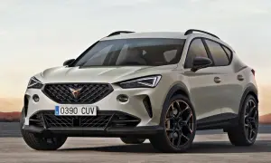 Nowoczesny SUV marki Cupra w kolorze piaskowym, z czarnymi felgami i miedzianymi akcentami.
