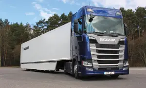Ile oleju do silnika Scania R450? Sprawdź, aby uniknąć kosztów