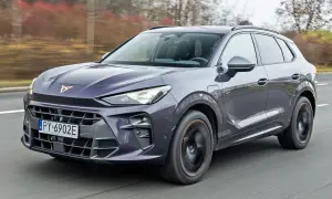 Nowy Cupra Terramar w ruchu. Sprawdź aktualną cupra terramar cena i dostępne wersje.