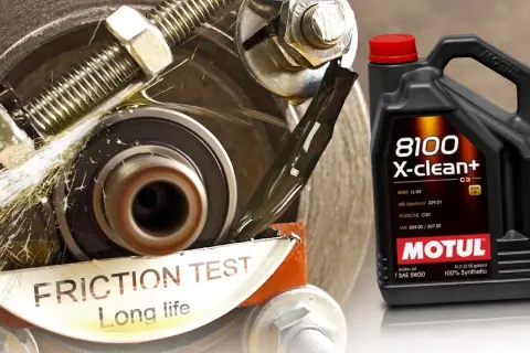 Motul 8100 X-Clean+ 5W30 - Jak często wymieniać olej, aby uniknąć problemów?
