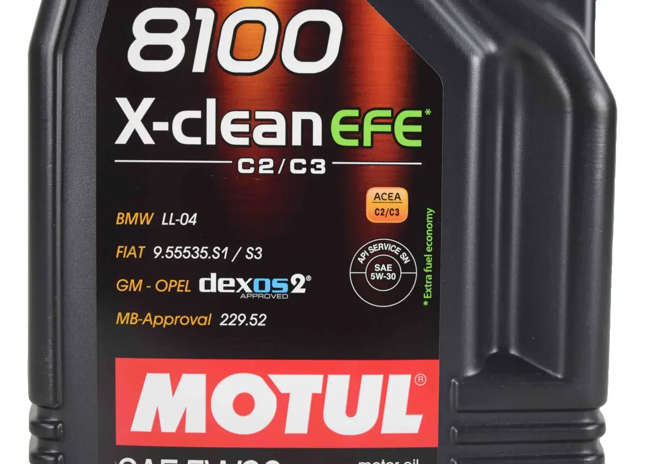 Motul 8100 X-Clean EFE 5W30 5L - najlepszy wybór dla Twojego silnika