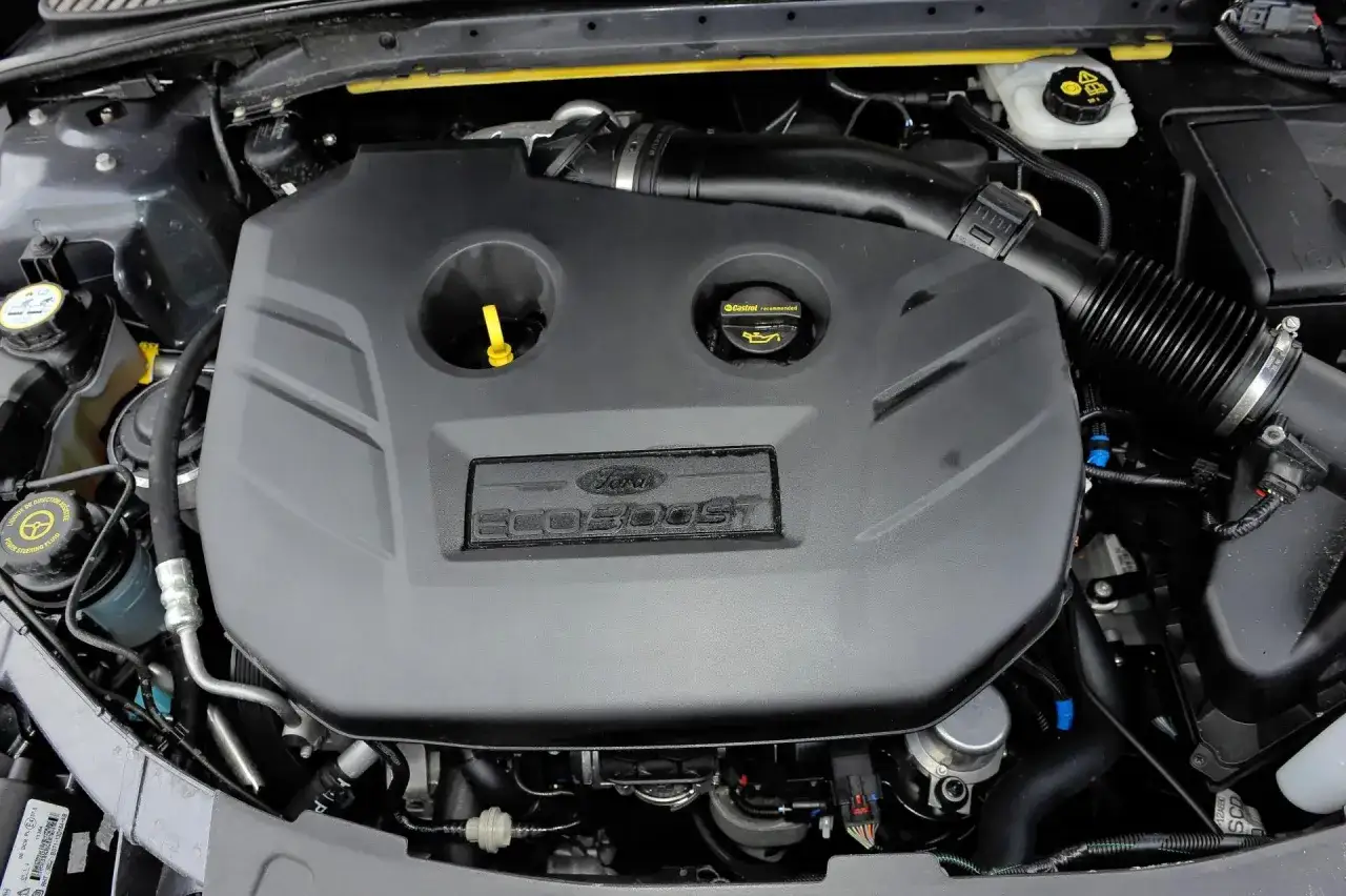 Silnik EcoBoost w Fordzie Mondeo MK4. Wiele pozytywnych ford mondeo mk4 opinie o tej jednostce.
